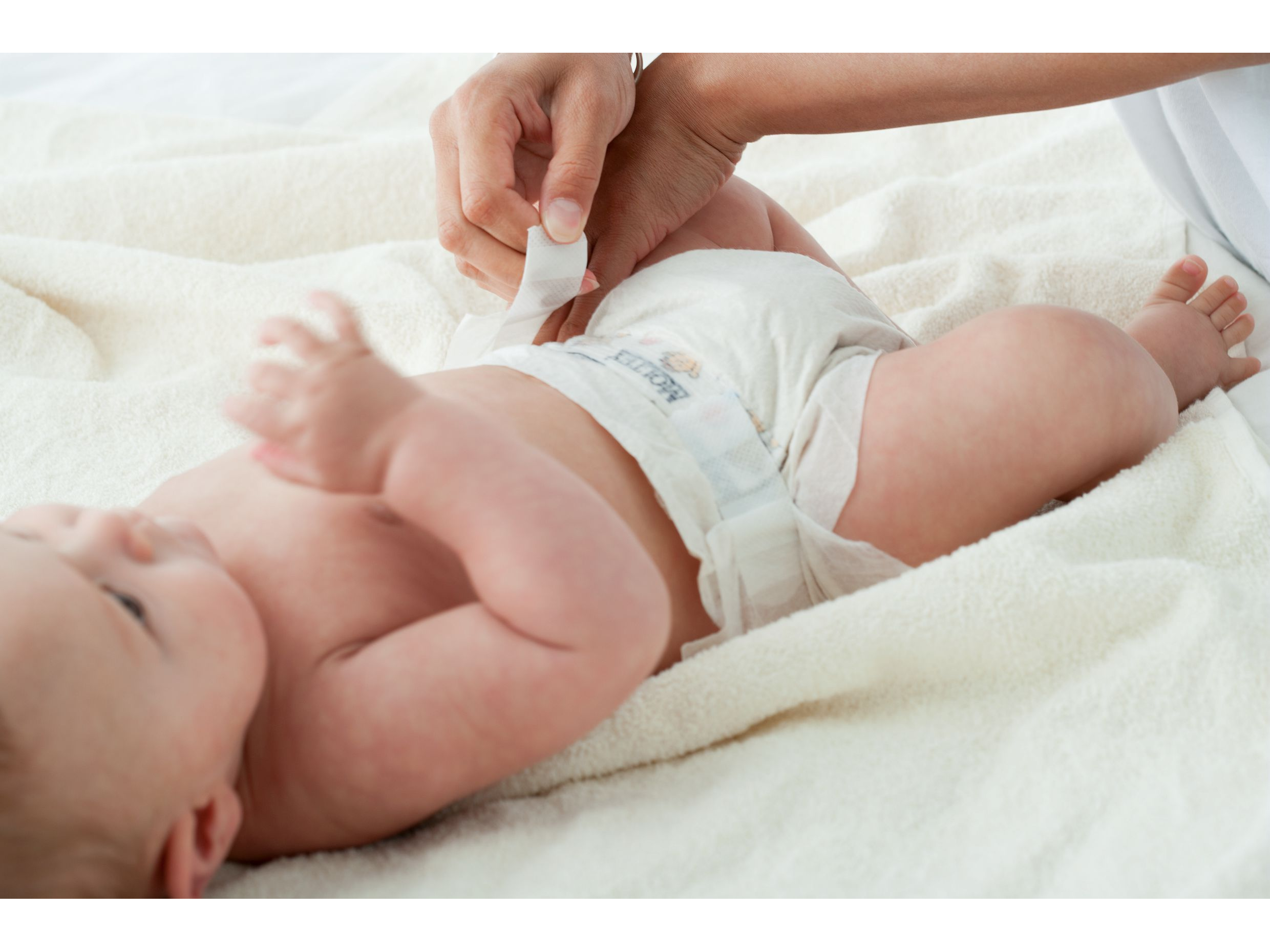 Les colles et adhésifs Bostik sont utilisés dans les couches pour bébé