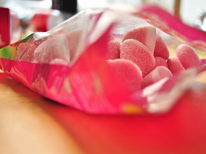 Paquet de bonbons rose