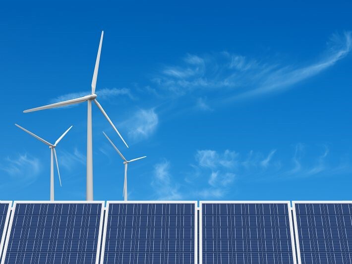 Eoliennes et panneaux solaires4.3.jpg