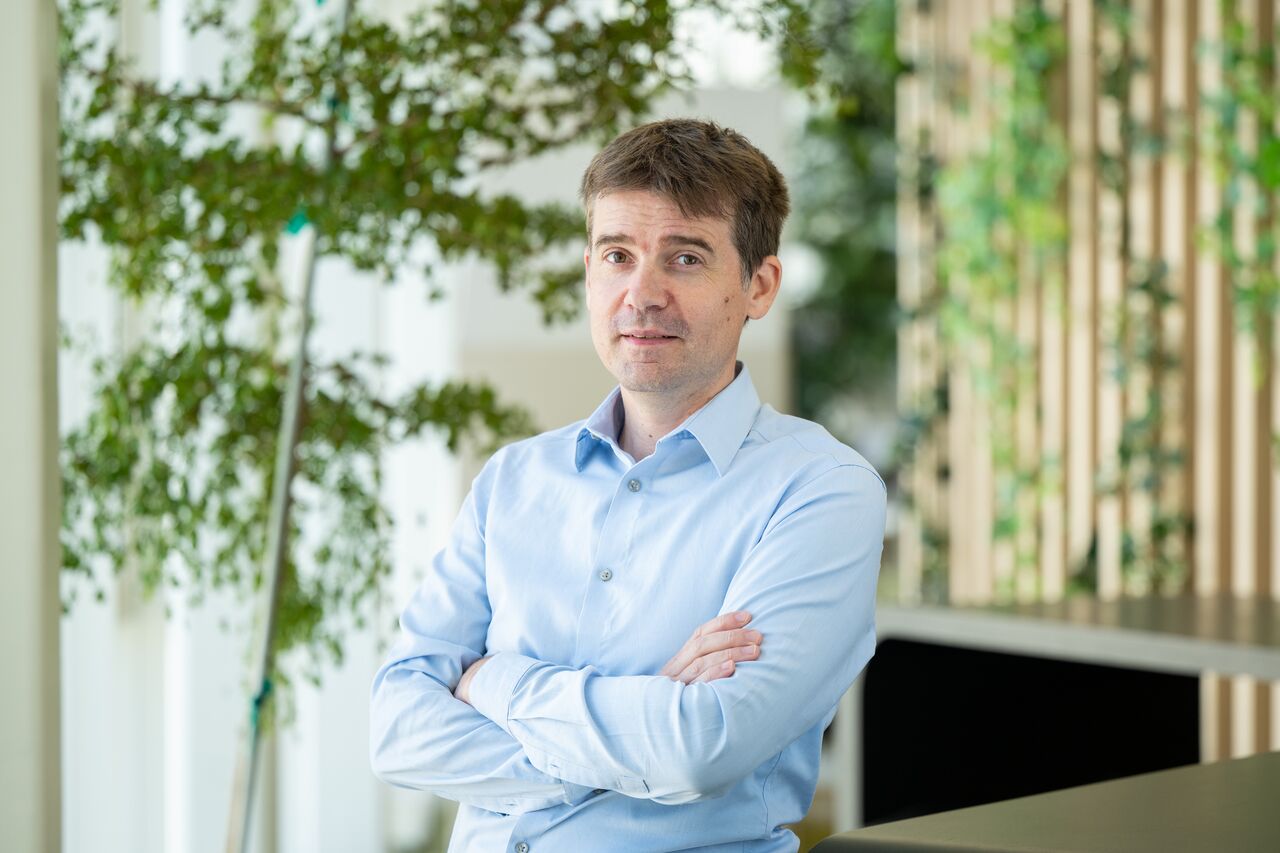 Portrait de Nicolas Champagne, responsable mondial des marchés Batteries et Data centers 